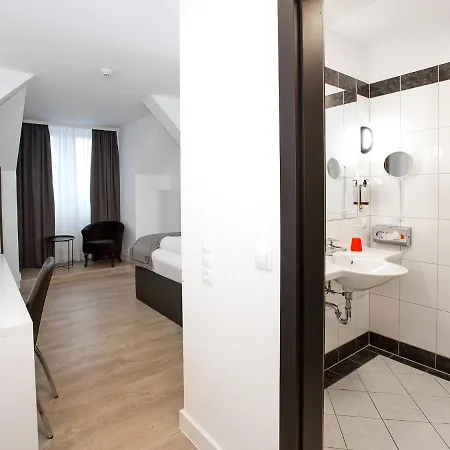 Dormero Hotell 4*