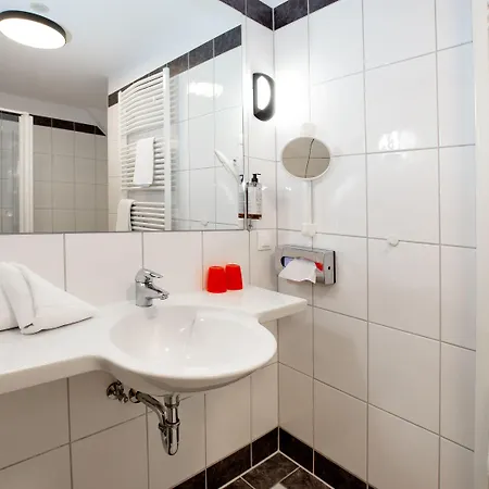 Dormero 4* فورمز